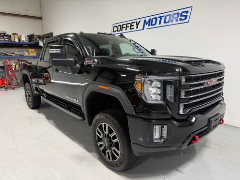 Used 2022 GMC Sierra 3500 AT4 AWD/4WD image 8