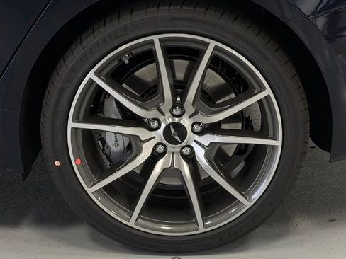 New 2026 Genesis G70 2.5T image 8