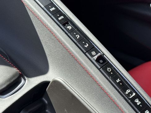 Used 2023 Chevrolet Corvette Stingray Coupe w/ 1LT image 17