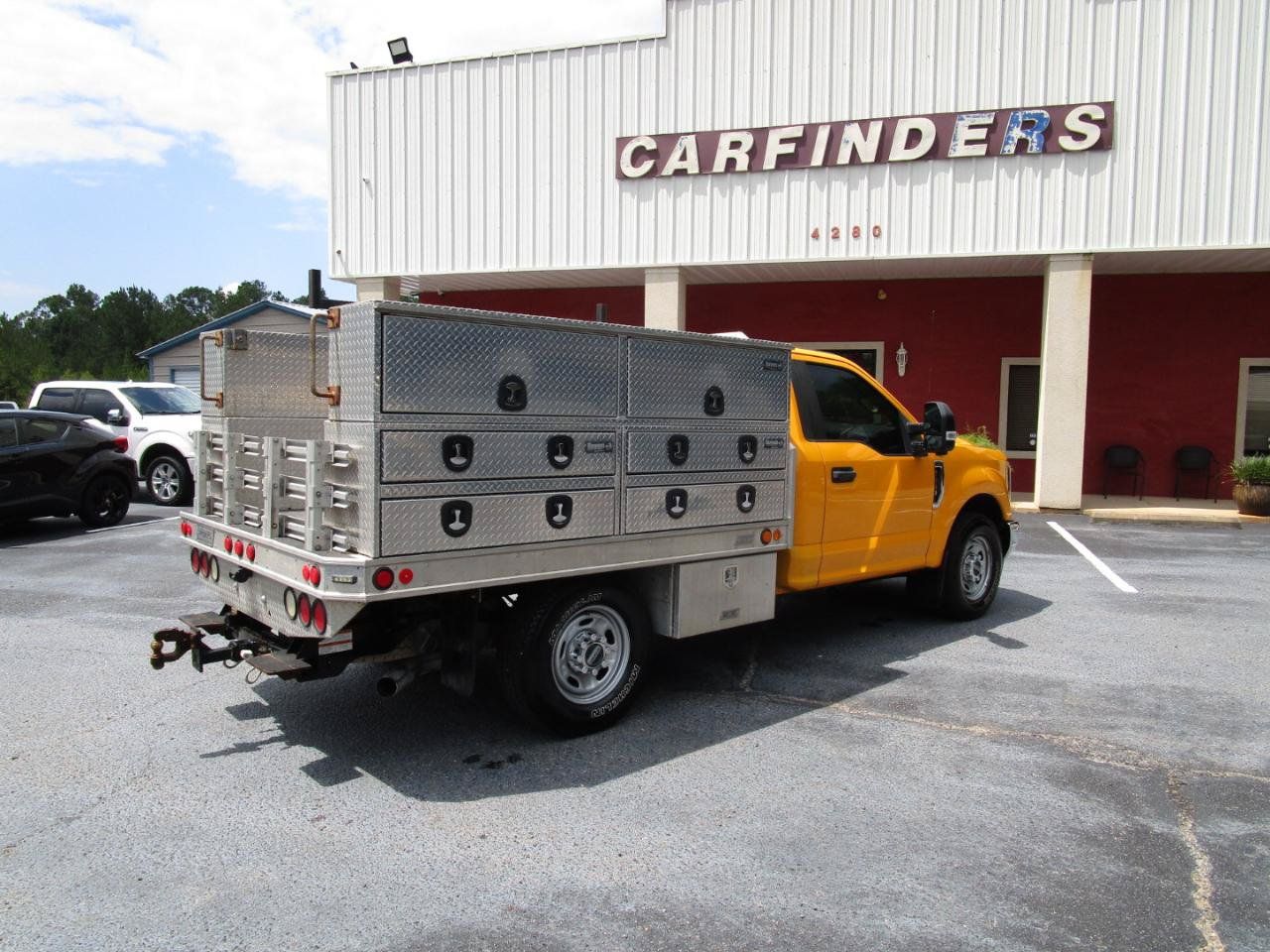 Used 2018 Ford F250 XL w/ Power Equipment Group RWD image 6