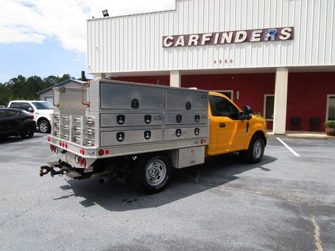 Used 2018 Ford F250 XL w/ Power Equipment Group RWD image 6
