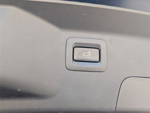 Certified 2023 MAZDA CX-9 Touring Plus image 26