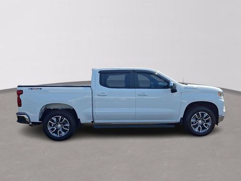 Certified 2024 Chevrolet Silverado 1500 LT AWD/4WD image 7