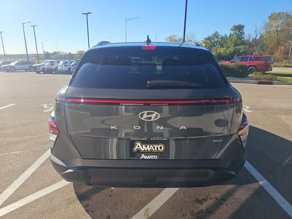 New 2027 Hyundai Kona SEL Sport AWD/4WD image 4