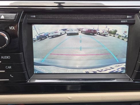 Used 2016 Toyota Corolla LE FWD image 28