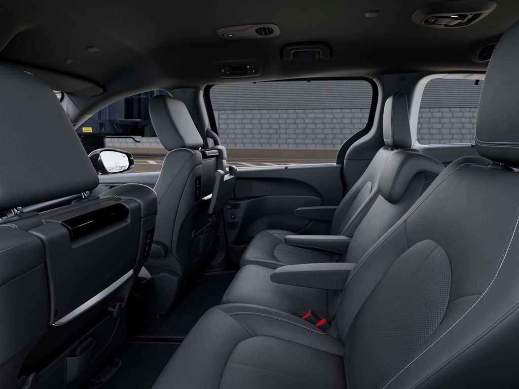 New 2025 Chrysler Pacifica Select w/ Uconnect Theater Family Group FWD image 24