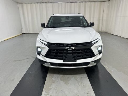 Used 2023 Chevrolet Blazer LT w/ Convenience Package AWD/4WD image 3