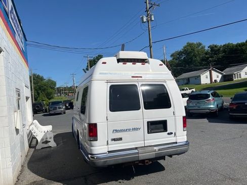 Used 2003 Ford E-350 and Econoline 350 Super Duty RWD image 4