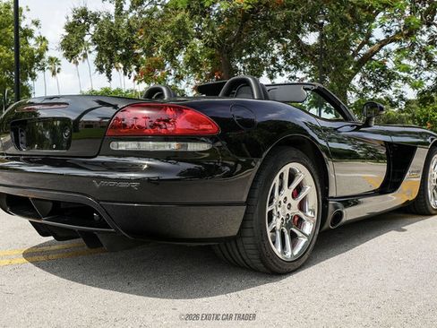 Used 2005 Dodge Viper SRT-10 RWD image 8