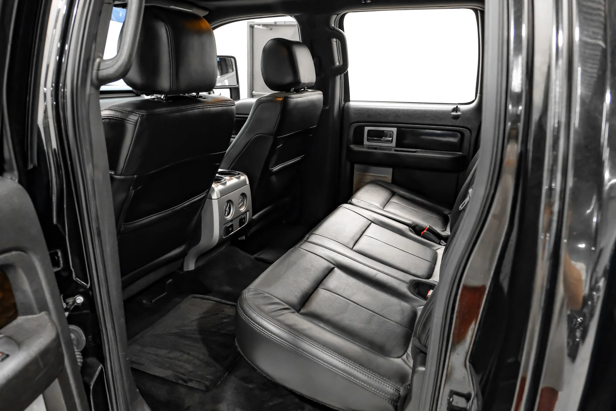 Used 2014 Ford F150 Platinum AWD/4WD image 34