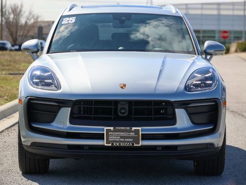 Certified 2025 Porsche Macan image 19