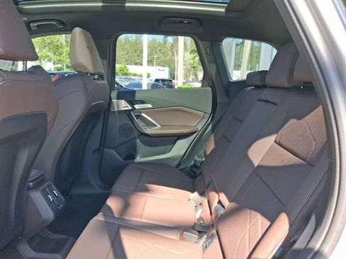 Used 2025 BMW X1 xDrive28i w/ Premium Package AWD/4WD image 7