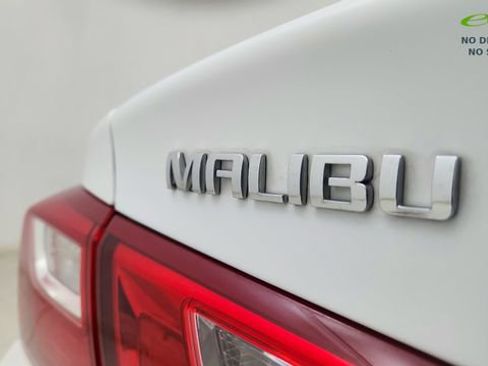 Used 2018 Chevrolet Malibu LT w/ Driver Confidence Package FWD image 20