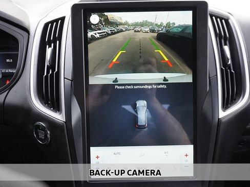 Used 2022 Ford Edge ST-Line image 4