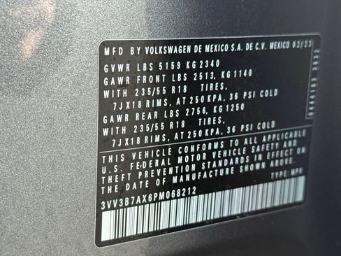 Used 2023 Volkswagen Tiguan SE image 20