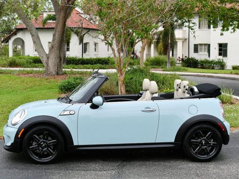 Used 2014 MINI Cooper S image 3