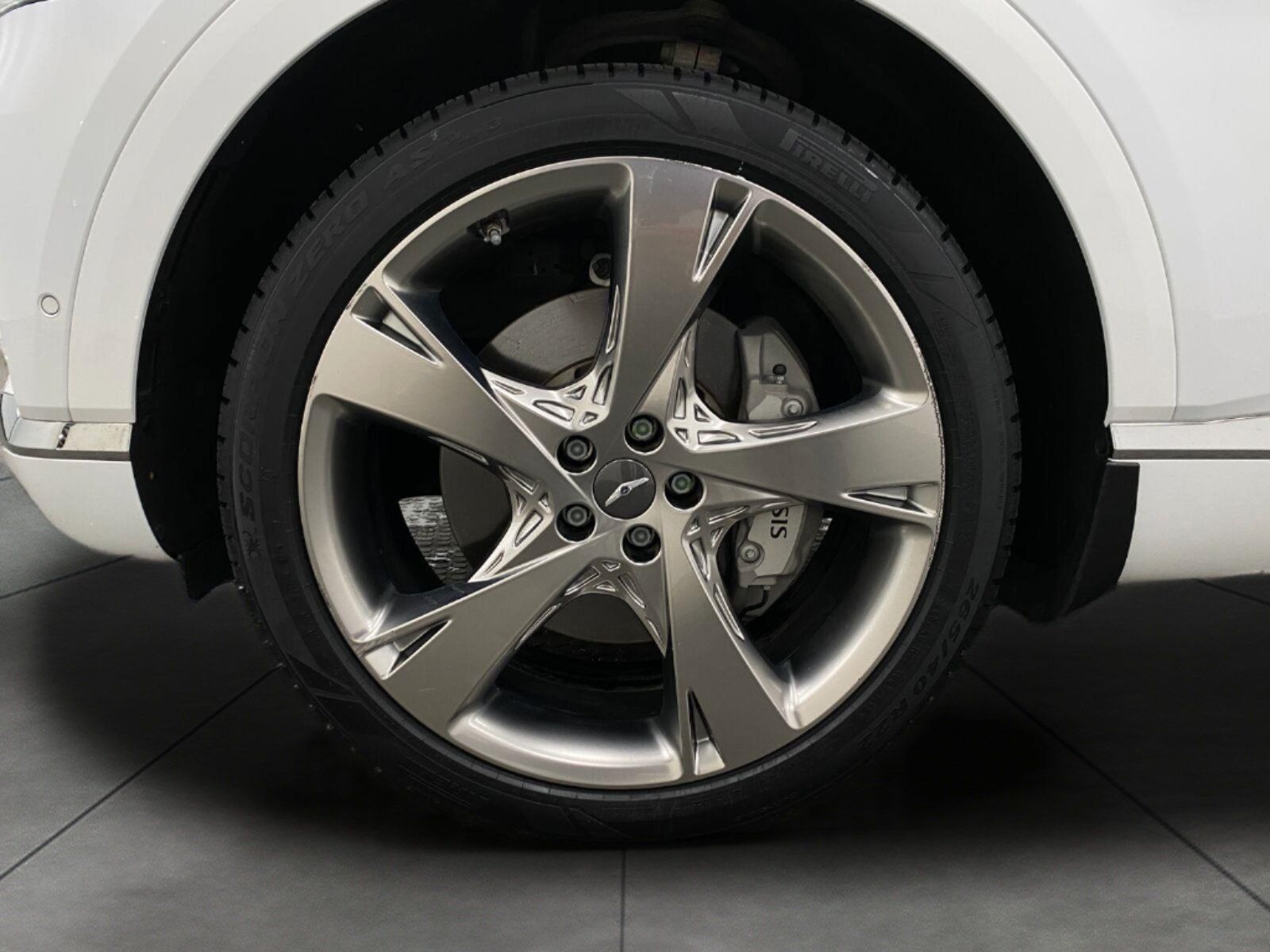 Used 2024 Genesis GV80 3.5T w/ Prestige Package AWD/4WD image 12