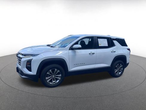 Used 2025 Chevrolet Equinox LT FWD image 11