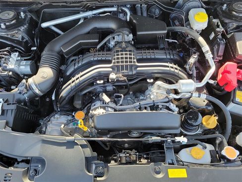 Used 2025 Subaru Impreza 2.0i image 10