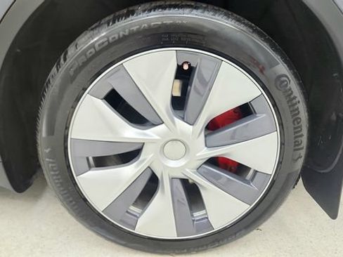 Used 2023 Tesla Model Y Long Range AWD/4WD image 75