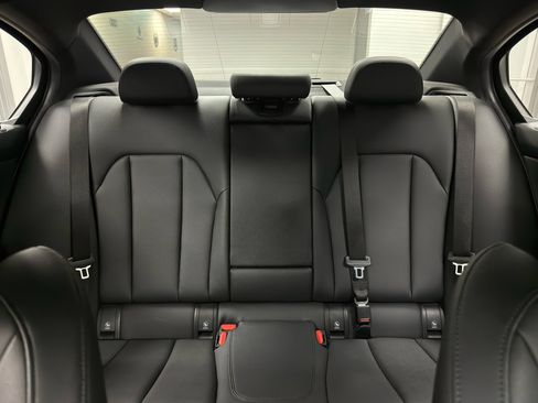 Used 2019 BMW 330i xDrive Sedan w/ Convenience Package image 33