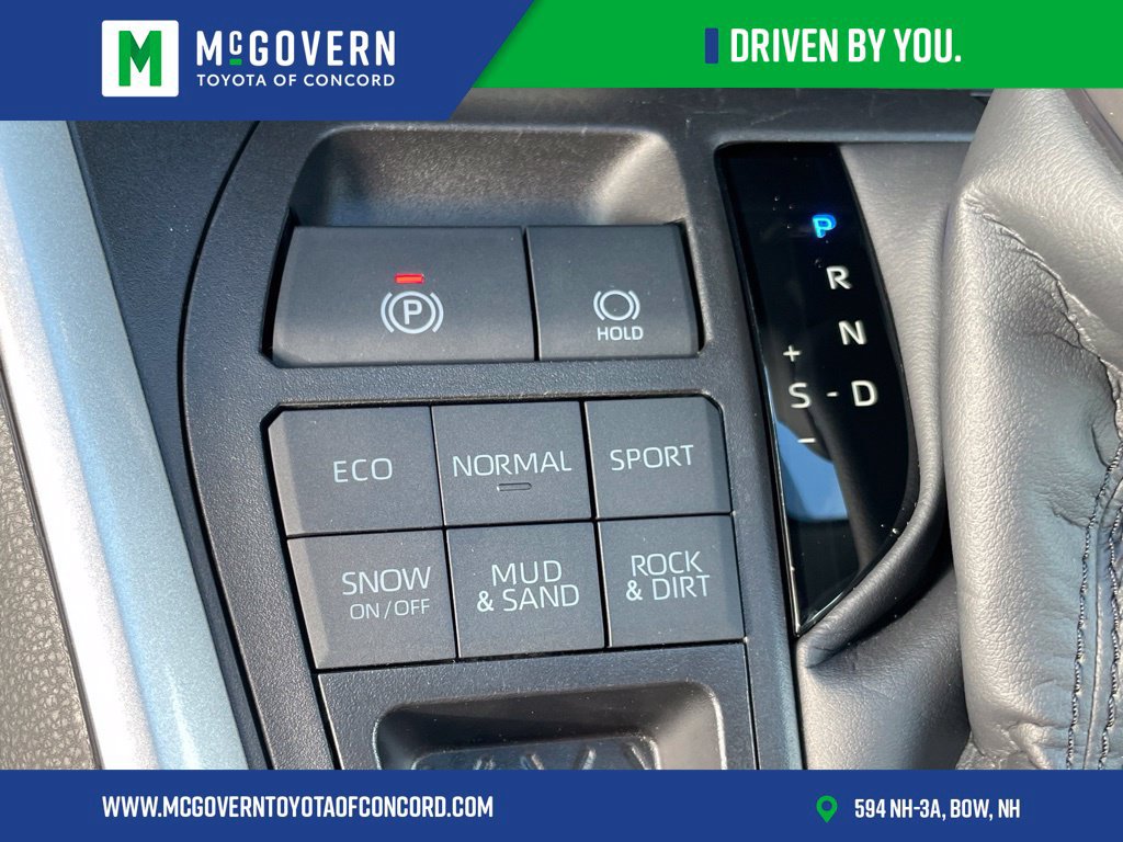Used 2023 Toyota RAV4 XLE Premium AWD/4WD image 36