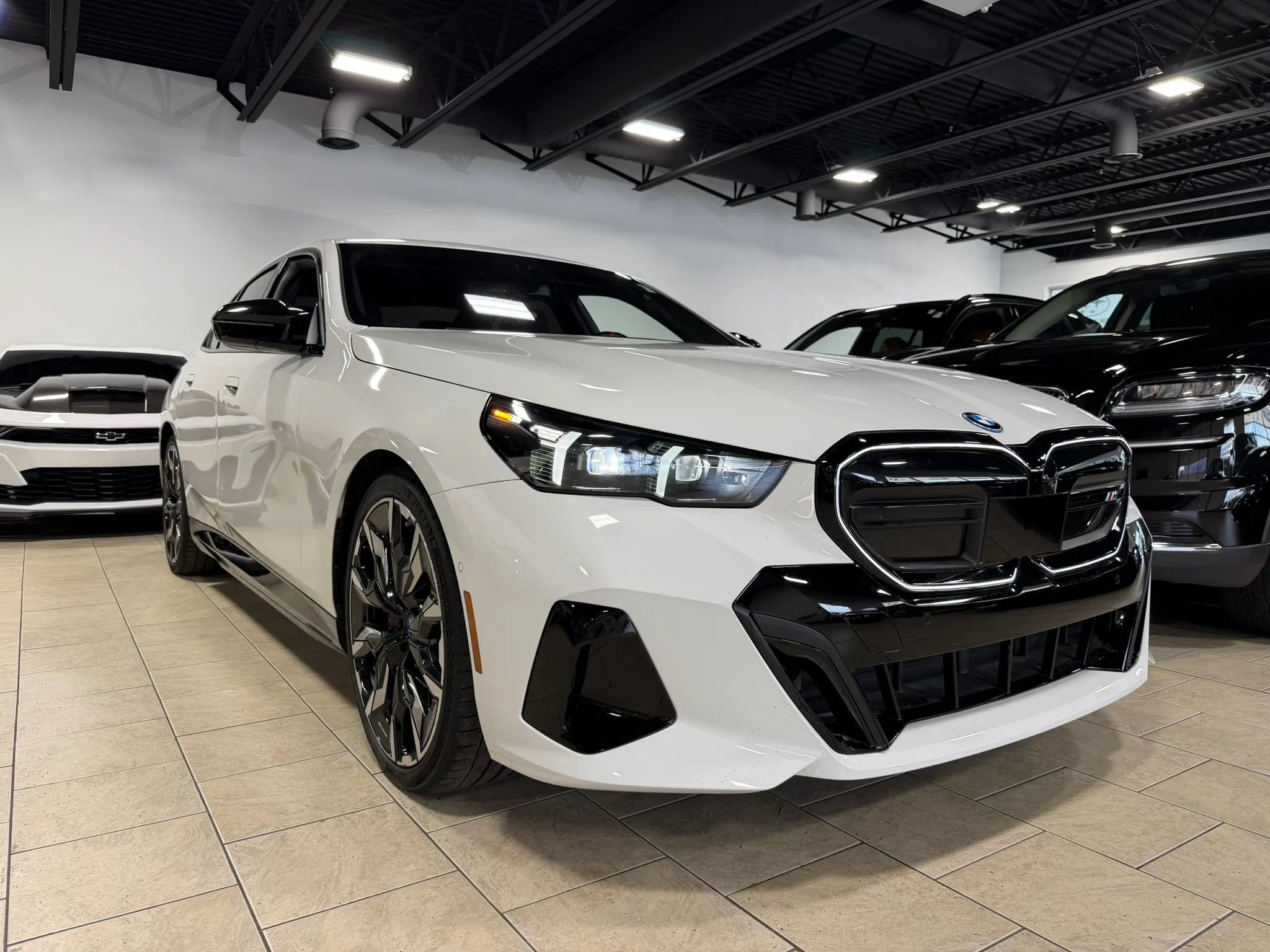 Used 2024 BMW i5 M60 w/ Premium Package AWD/4WD image 9