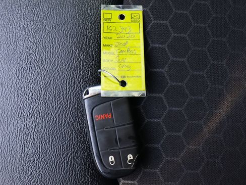 Used 2020 Jeep Compass Latitude FWD image 59