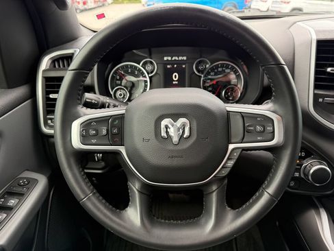 Used 2022 RAM 1500 Big Horn AWD/4WD image 14