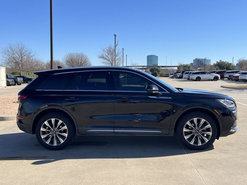 Used 2022 Lincoln Corsair Reserve w/ Elements Package image 19