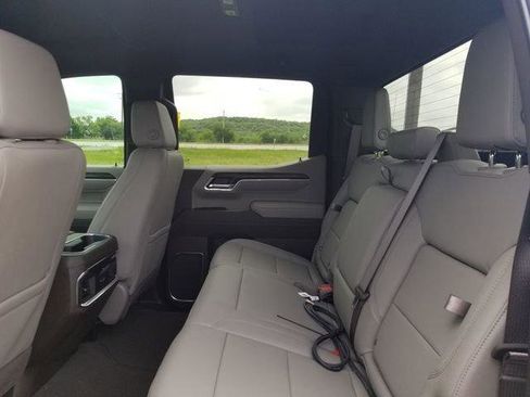 New 2026 GMC Sierra 1500 SLT AWD/4WD image 10