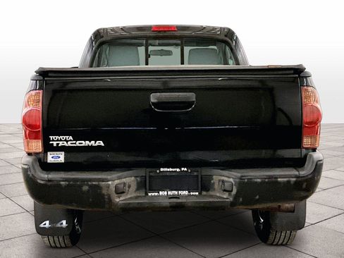 Used 2013 Toyota Tacoma 4x4 Regular Cab image 4