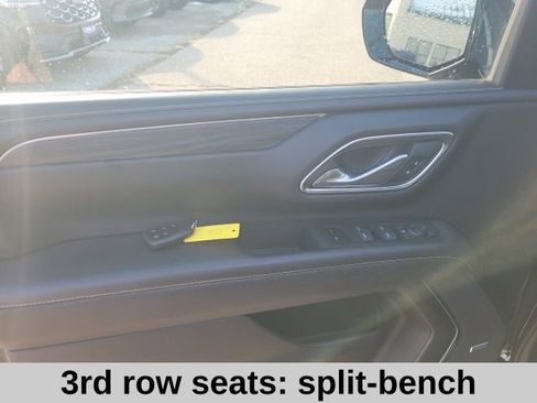 Used 2024 GMC Yukon SLT image 17