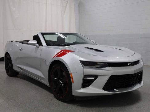 Used 2016 Chevrolet Camaro SS image 13