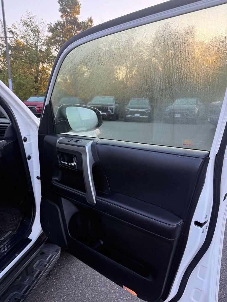 Used 2018 Toyota 4Runner SR5 Premium AWD/4WD image 19