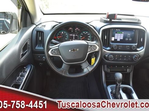 Used 2022 Chevrolet Colorado LT w/ Chrome Appearance Package AWD/4WD image 28