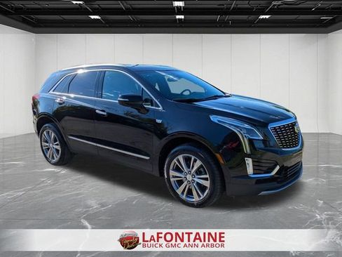 Certified 2024 Cadillac XT5 Premium Luxury w/ LPO, Floor Liner Package AWD/4WD image 7