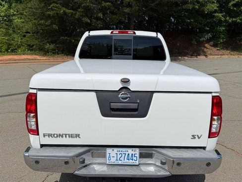 Used 2016 Nissan Frontier SV w/ SV Value Truck Package RWD image 5