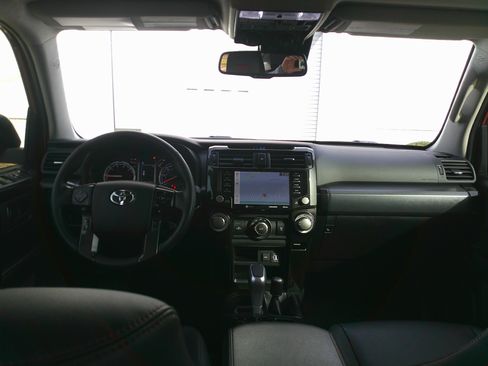 Used 2023 Toyota 4Runner TRD Off-Road Premium image 29