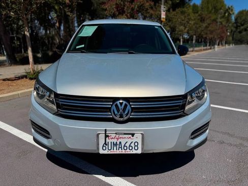 Used 2012 Volkswagen Tiguan S FWD image 4