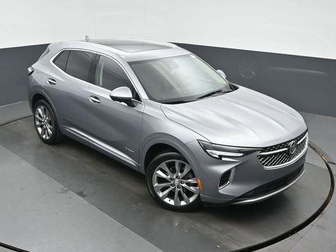 Used 2023 Buick Envision Avenir AWD/4WD image 33