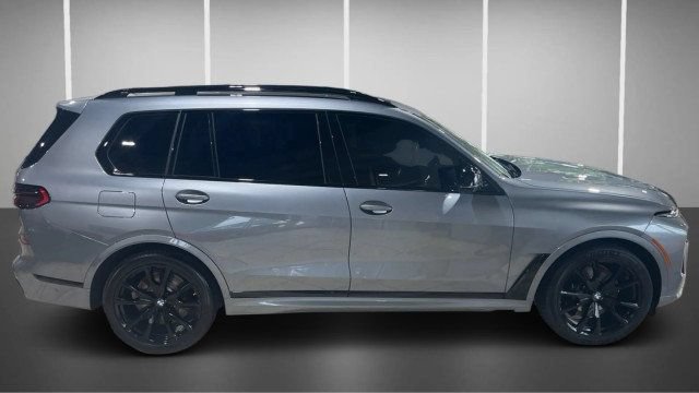 Used 2024 BMW X7 M60i w/ Executive Package AWD/4WD image 4