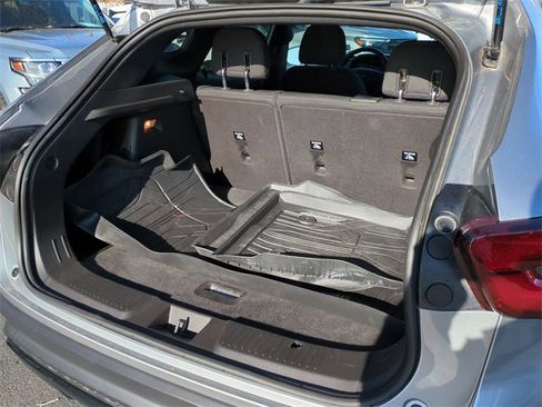 Used 2024 Chevrolet Trax RS w/ Driver Confidence Package image 23