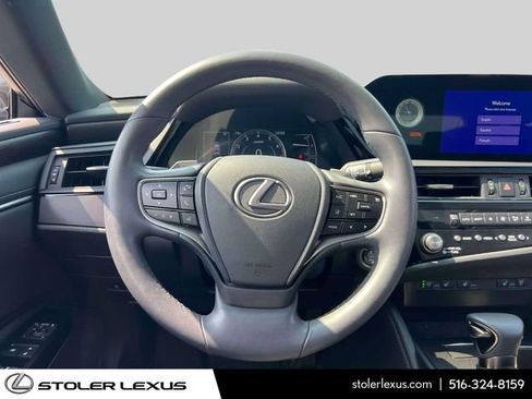 Used 2024 Lexus ES 350 w/ Premium Package FWD image 12