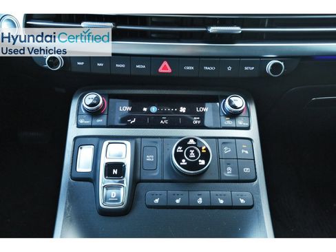 Certified 2024 Hyundai Palisade Calligraphy AWD/4WD image 28