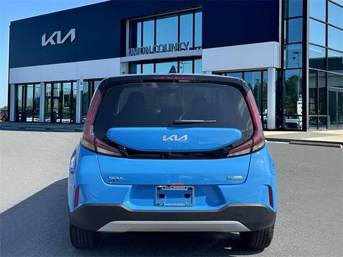 New 2025 Kia Soul EX image 9