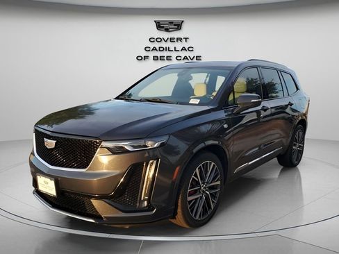 Certified 2022 Cadillac XT6 Sport image 3