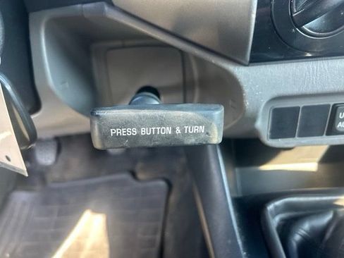 Used 2015 Toyota Tacoma 4x4 Double Cab w/ SR5 Package image 15