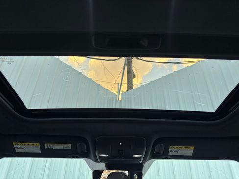 Certified 2025 MAZDA CX-5 Signature image 31