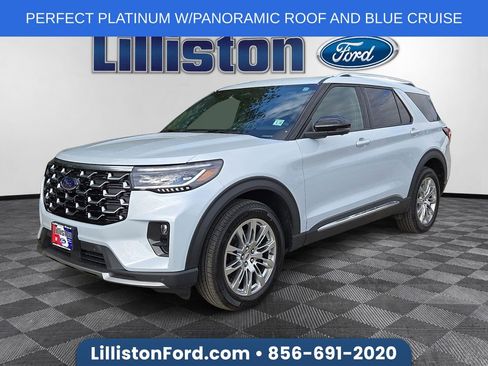 Used 2026 Ford Explorer Platinum AWD/4WD image 1